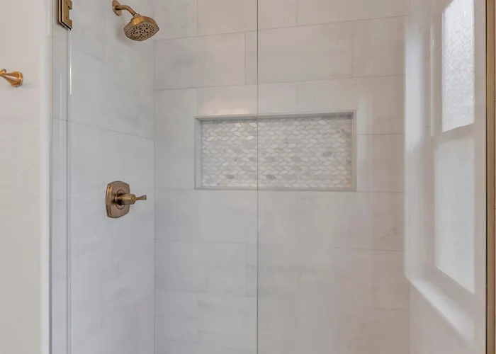 Modern, Upgraded, Resort-style * Chandler