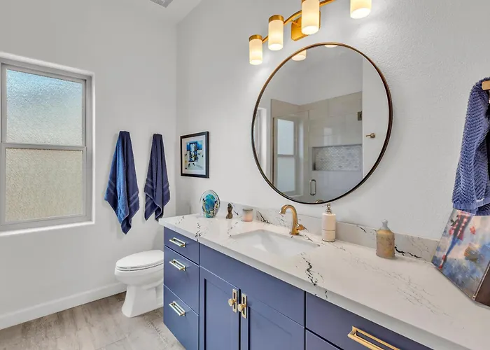 Modern, Upgraded, Resort-style * Chandler